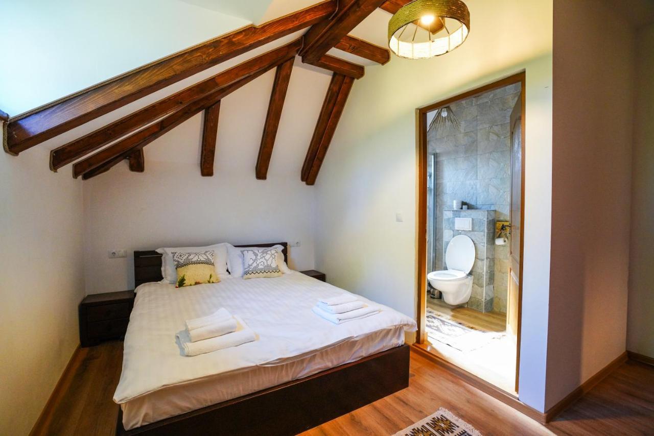 Casa Morosanului 3*
